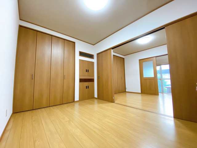 和室から洋室へリフォーム。 畳→フローリングに変えて、明るい住まいになりました！