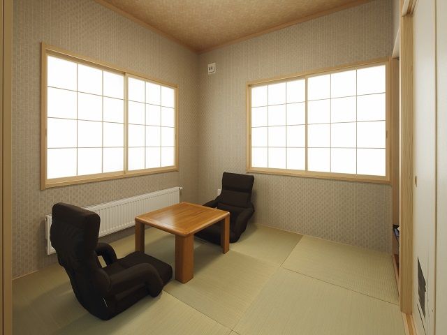 クロスや天井も和のテイストをチョイスし、他の部屋とはひと味違ったモダンな和室へ。