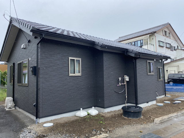 築５３年２階建て住宅を平屋へと減築市、断熱改修＆耐震改修＆間取り改修を行いました。