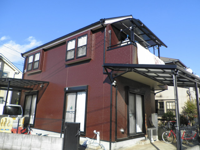外壁塗装　10年経ちますがとても綺麗な仕上りです。