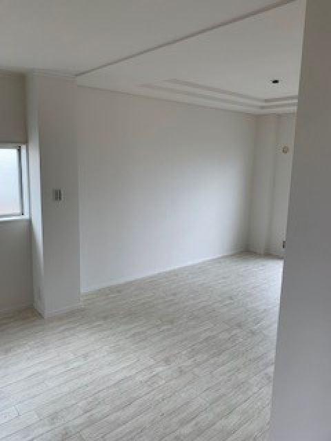 間仕切り改修工事 2部屋から１部屋へ